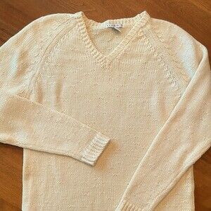 Studio B 100% Wool substantial tall cozy retro creamy long line knit pullover.